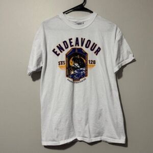 USED Men's Space Center Short Sleeve Shirt Endeavour STS126 Color White Size Med